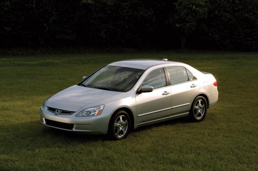  Honda Accord Hybrid America 2005 года  (фото 2 из 69)